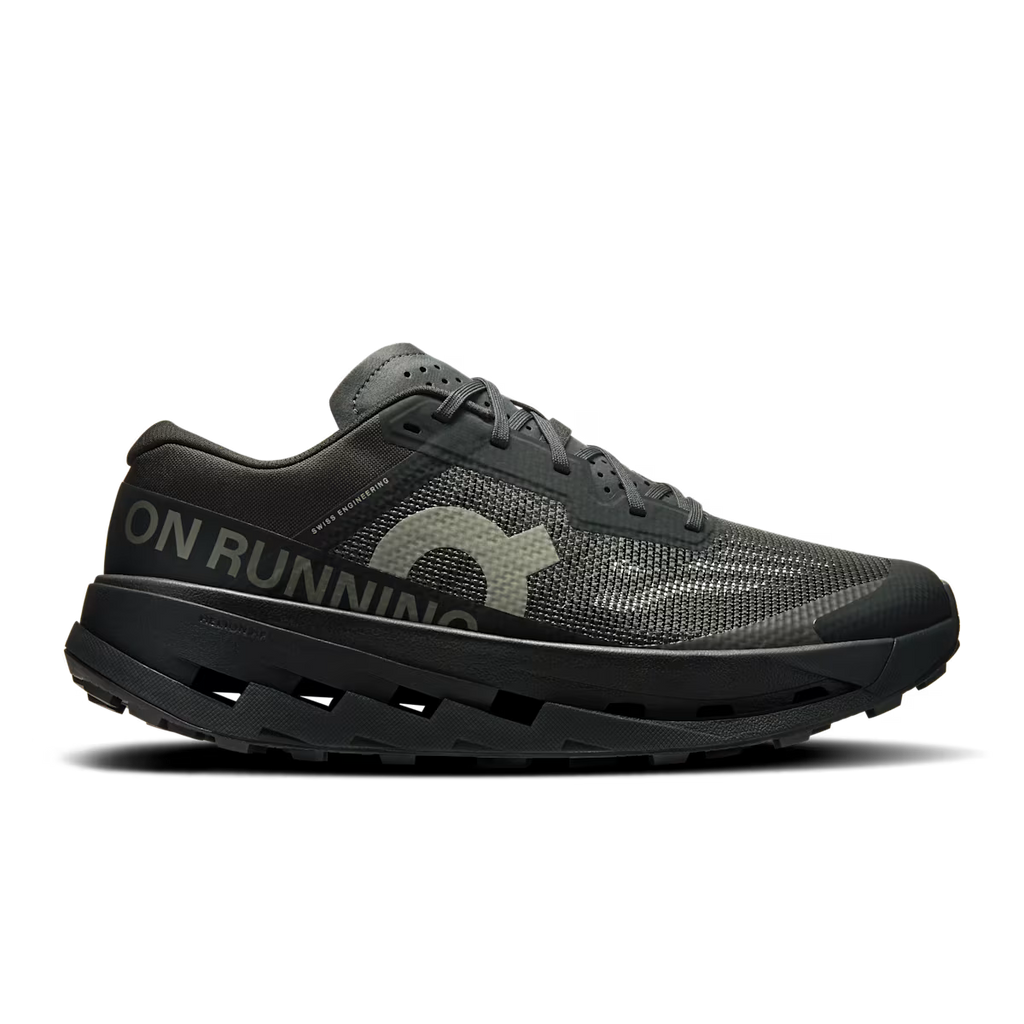 On Runningultra 3 Black